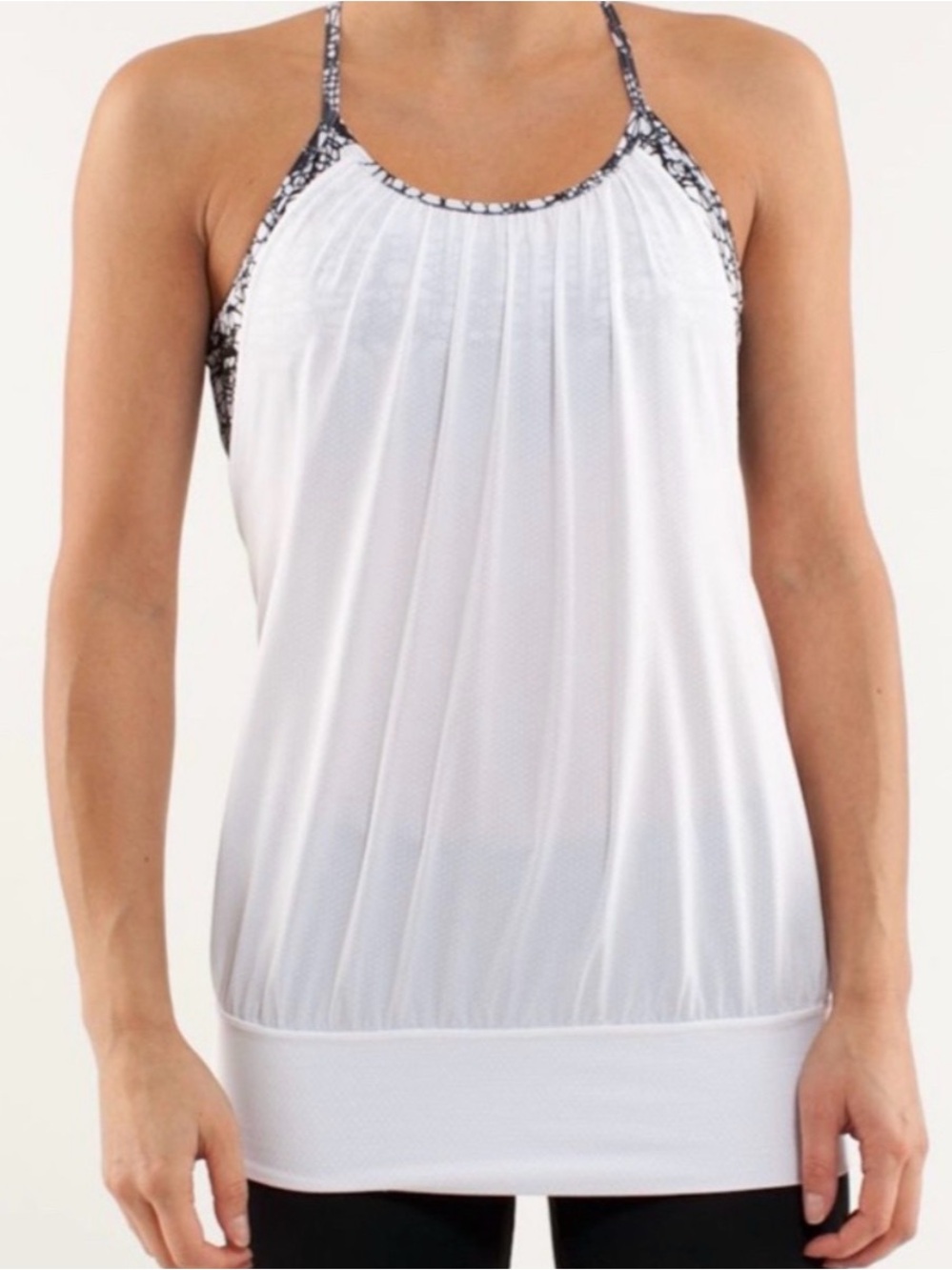 Lululemon No Limit Racerback tank top